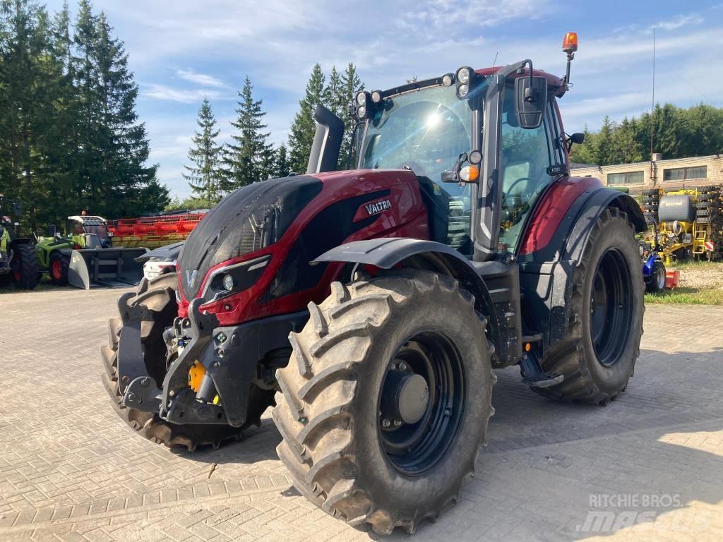 Valtra T 254 V Traktorji
