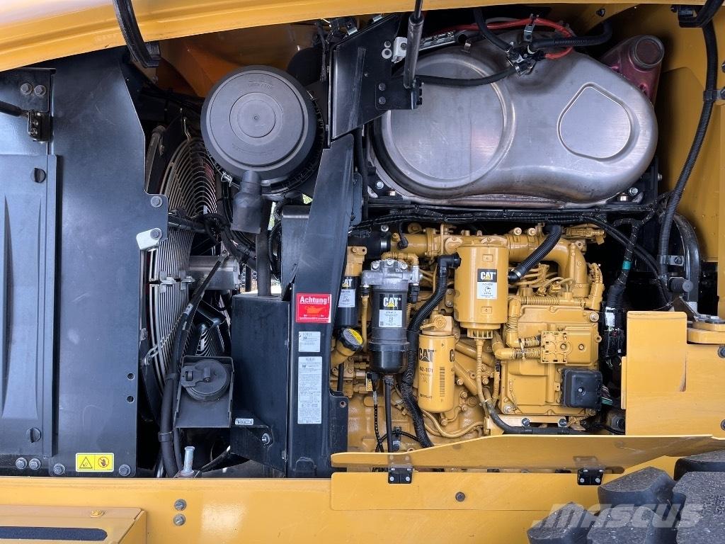 CAT 926M-19 6700Tim Kolesni nakladalci