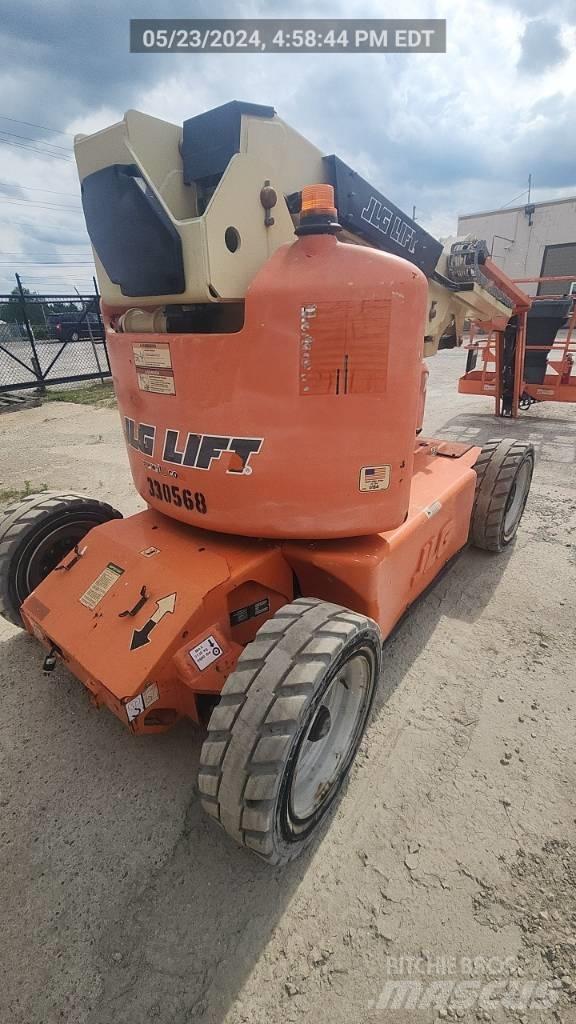 JLG E 450 AJ Zglobne dvižne ploščadi