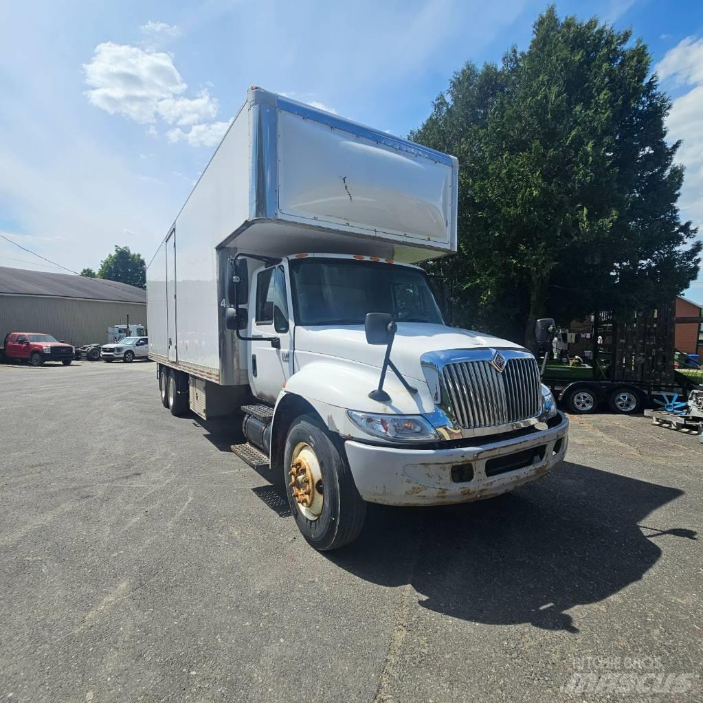 International 4400 Tovornjaki zabojniki