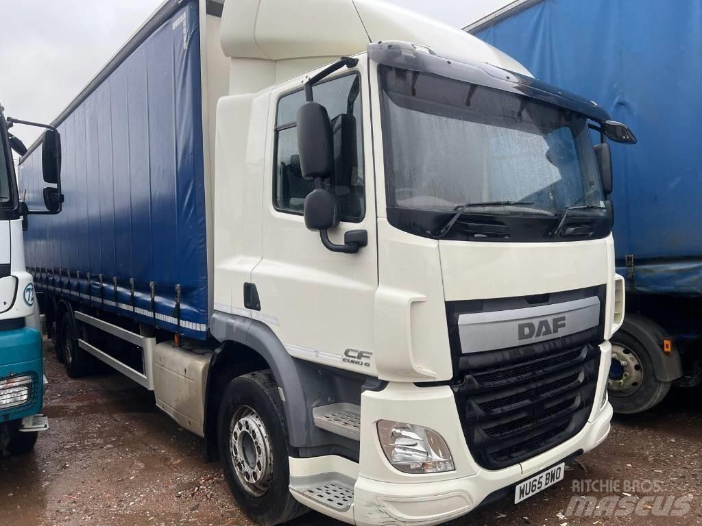 DAF CF 330 Tovornjaki s ponjavo