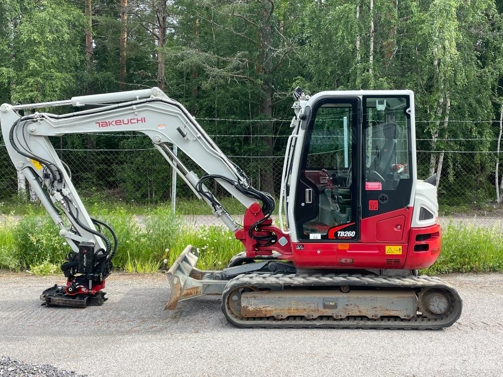 Takeuchi TB 260 Mini bagri <7t