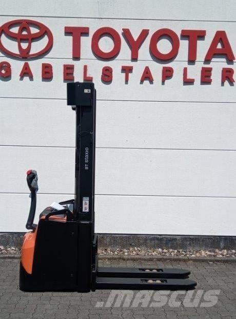 Toyota SWE160L Ročni električni viličar