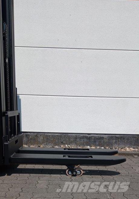 Toyota SWE160L Samopogonski ročni viličarji