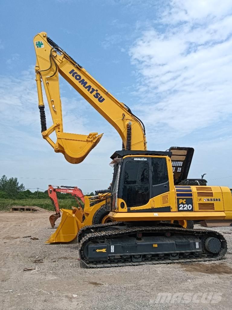 Komatsu PC 220-8 Bagri goseničarji