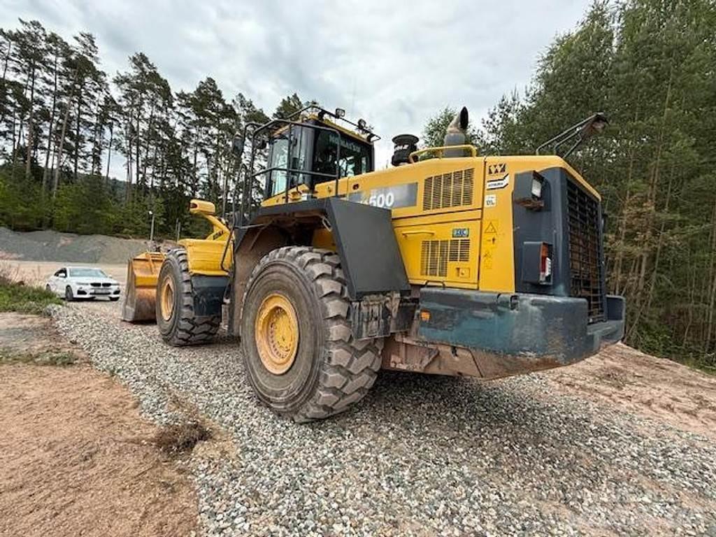 Komatsu WA500-6 Kolesni nakladalci