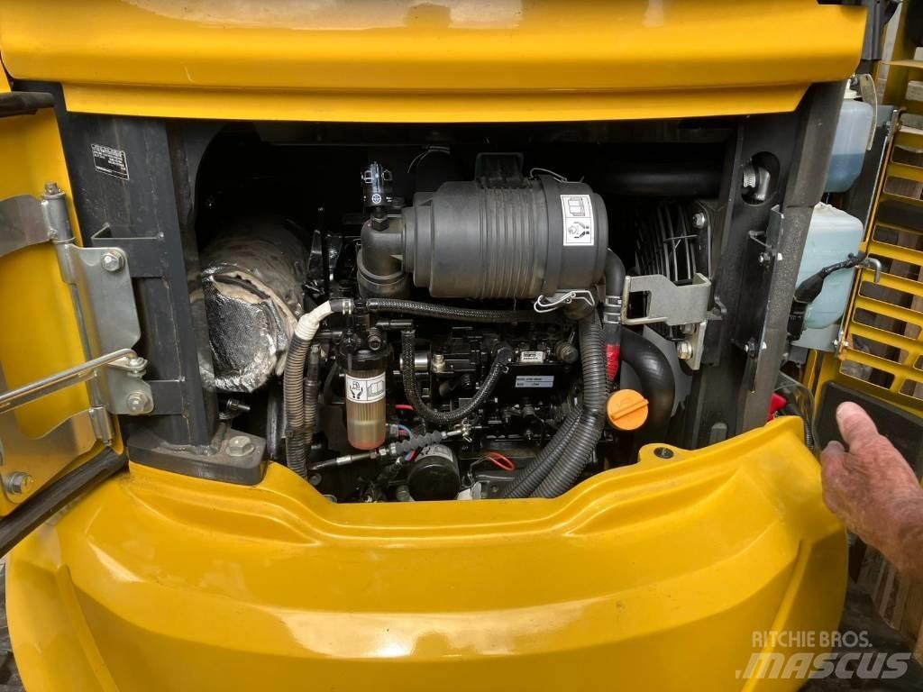 Komatsu PC 26 MR Mini bagri <7t