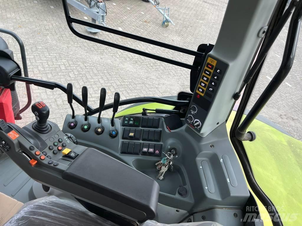 CLAAS Arion 510 Cis Traktorji