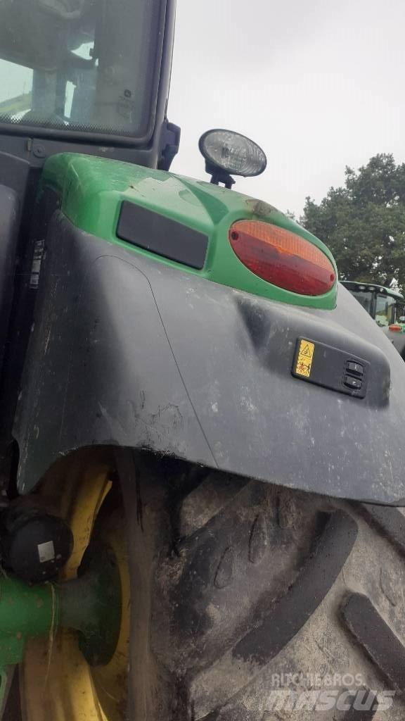 John Deere 6130 R Traktorji