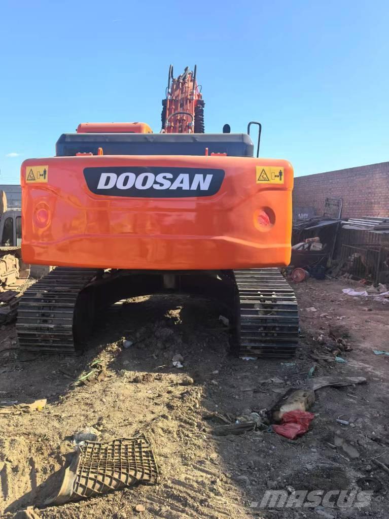 Doosan DX 225 LC Bagri goseničarji