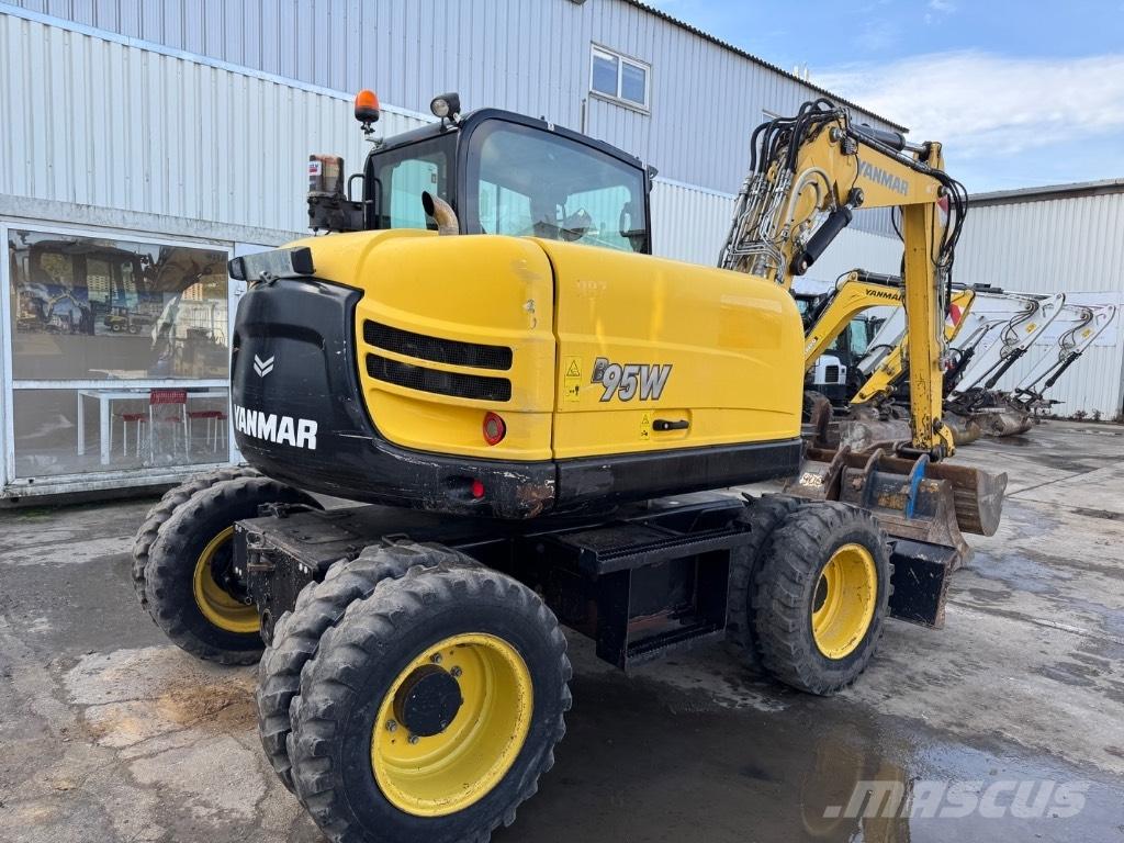 Yanmar B95W (40576) Bagri na kolesih