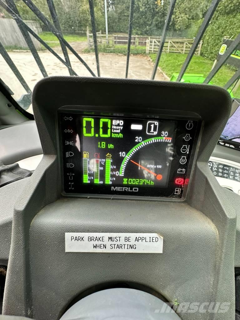Merlo TF 42.7 Kmetijski teleskopski nakladalci