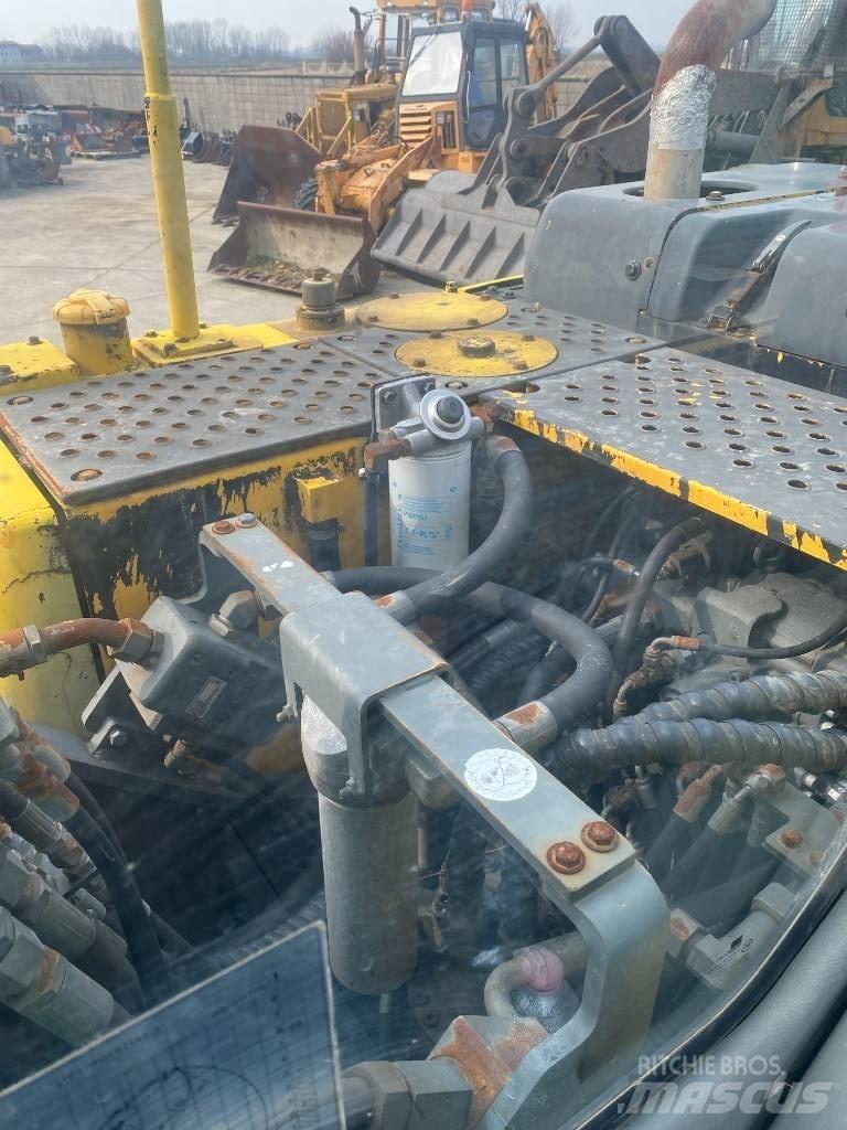 Volvo EC 160 B N LC Bagri goseničarji