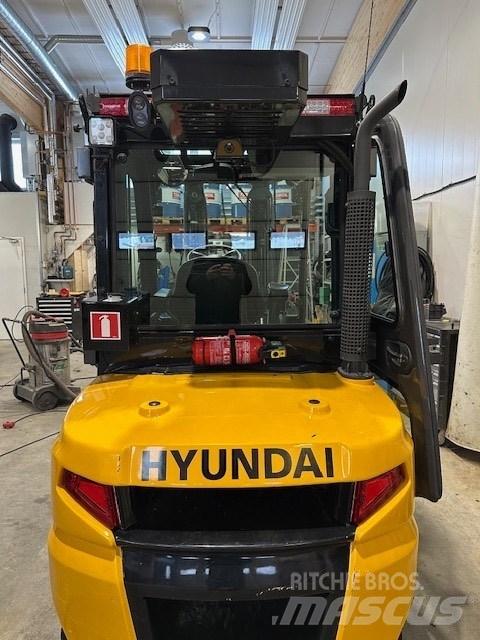 Hyundai 35 DA-9 Dizelski viličarji