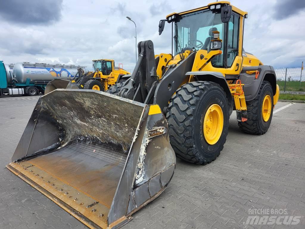 Volvo L110H Kolesni nakladalci
