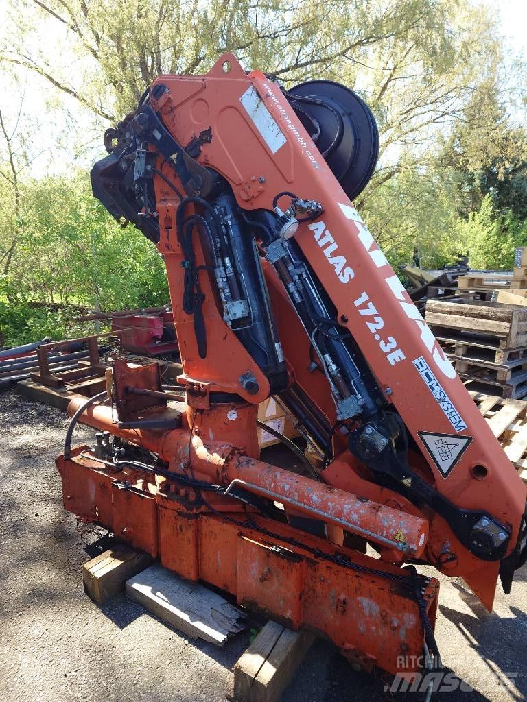 Atlas 172.3E - A6 Paletna dvigala