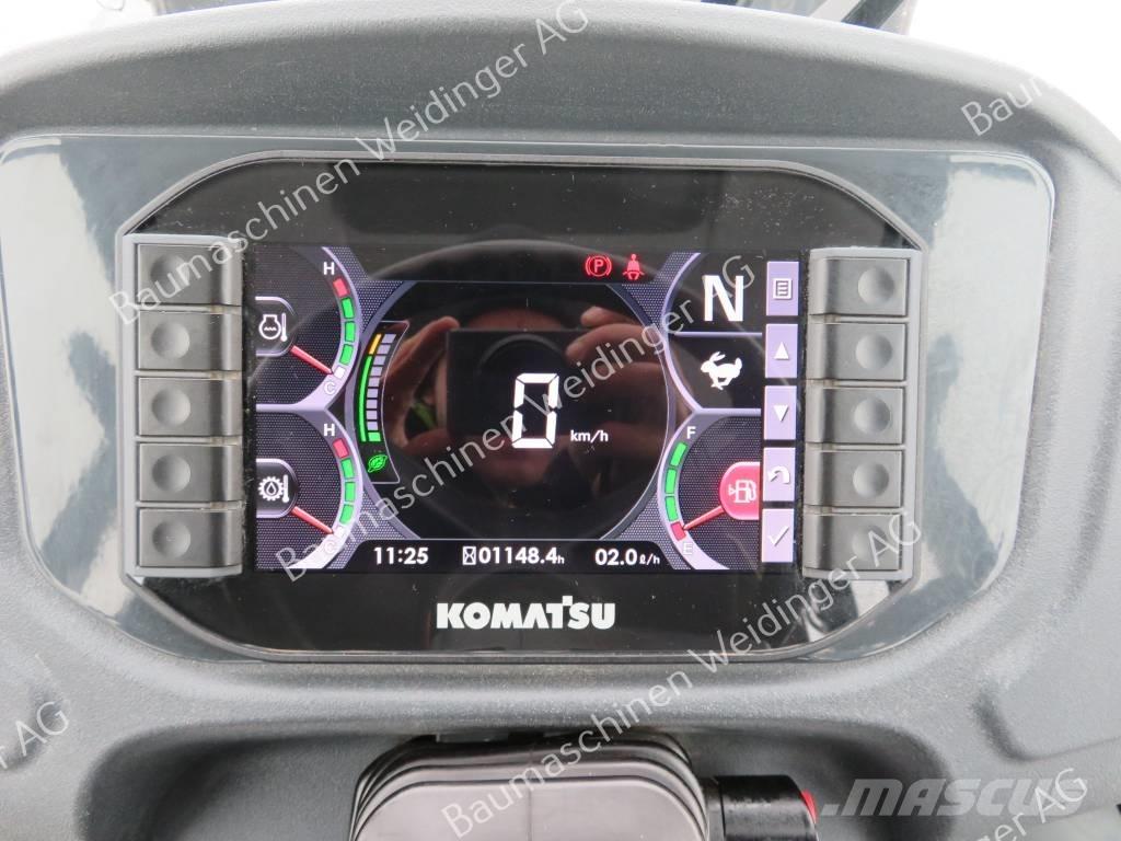 Komatsu WA 70 M-8 Kolesni nakladalci