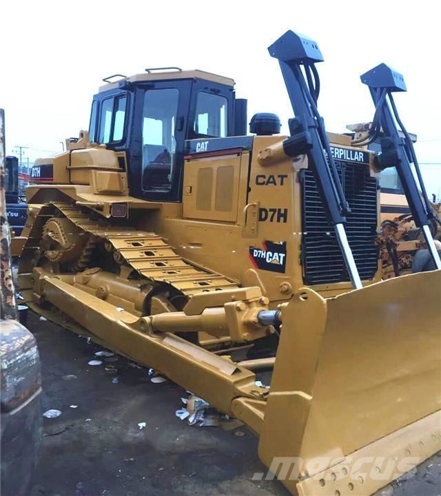 CAT D7H Buldožerji goseničarji