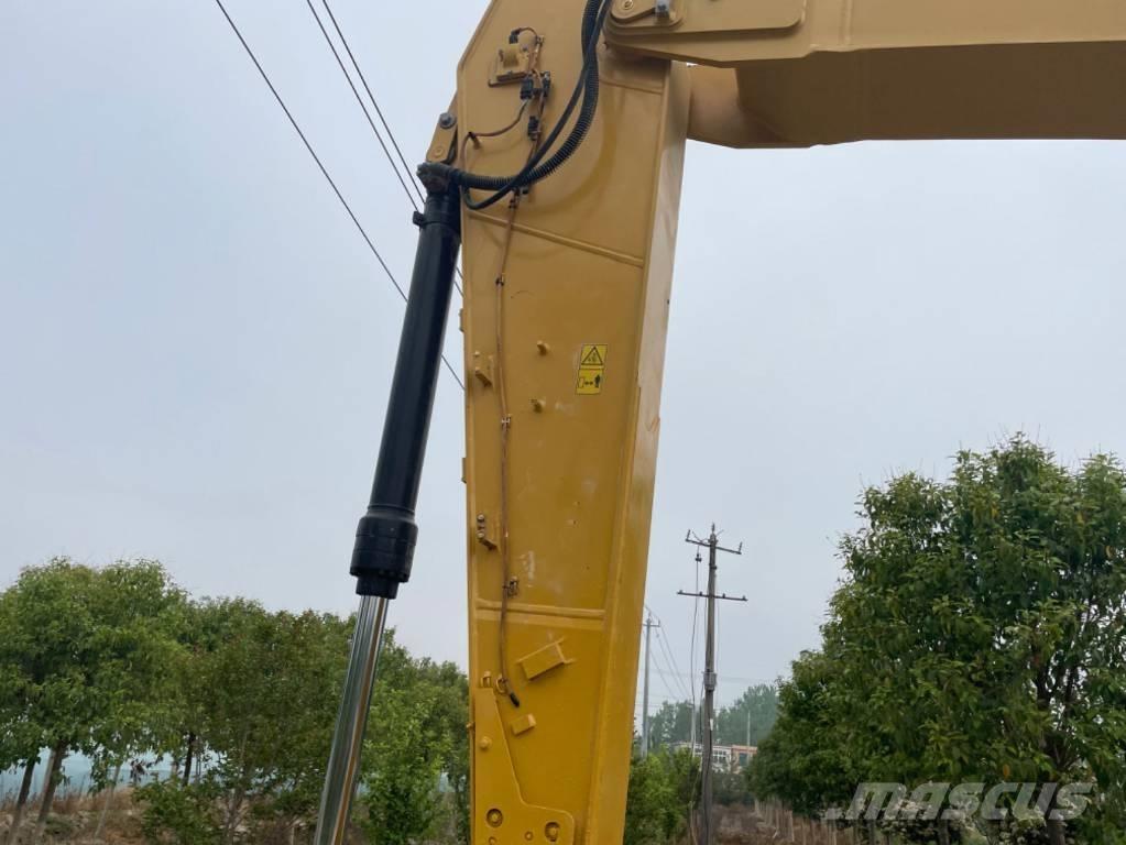 CAT 320 Bagri goseničarji