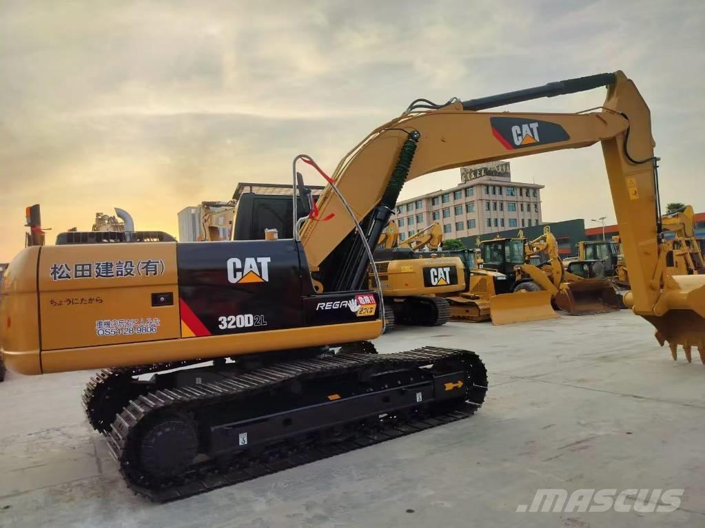CAT 320 D2 Bagri goseničarji