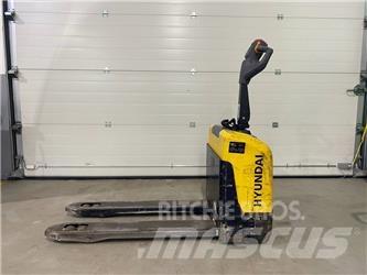 Hyundai 15EP Električni nizko dvižni viličar