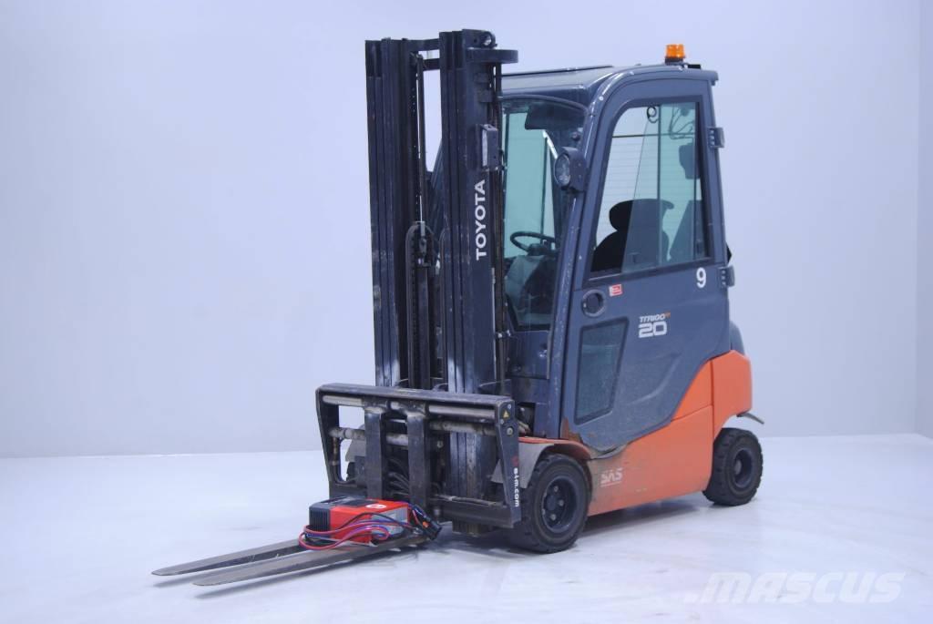 Toyota 8FBMK20T Električni viličarji