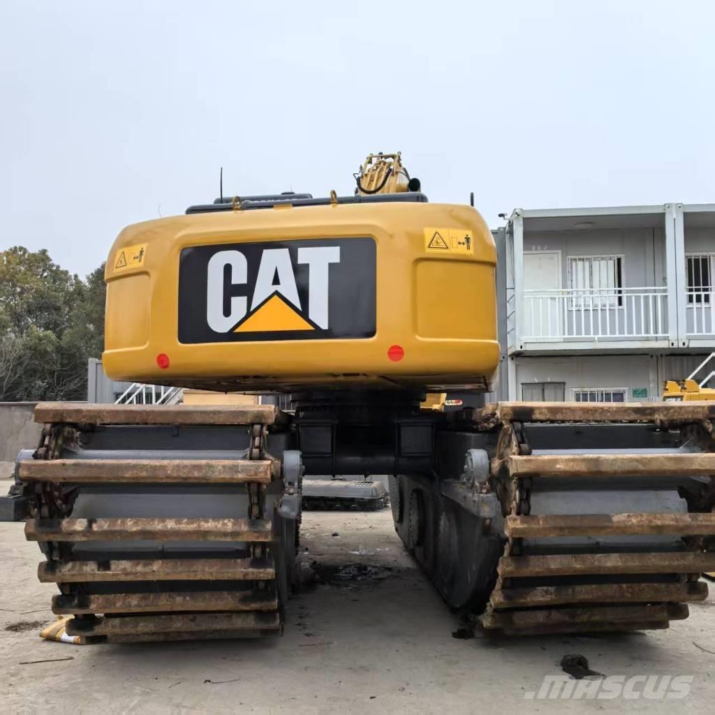 CAT 320 D Amfibijski bagri