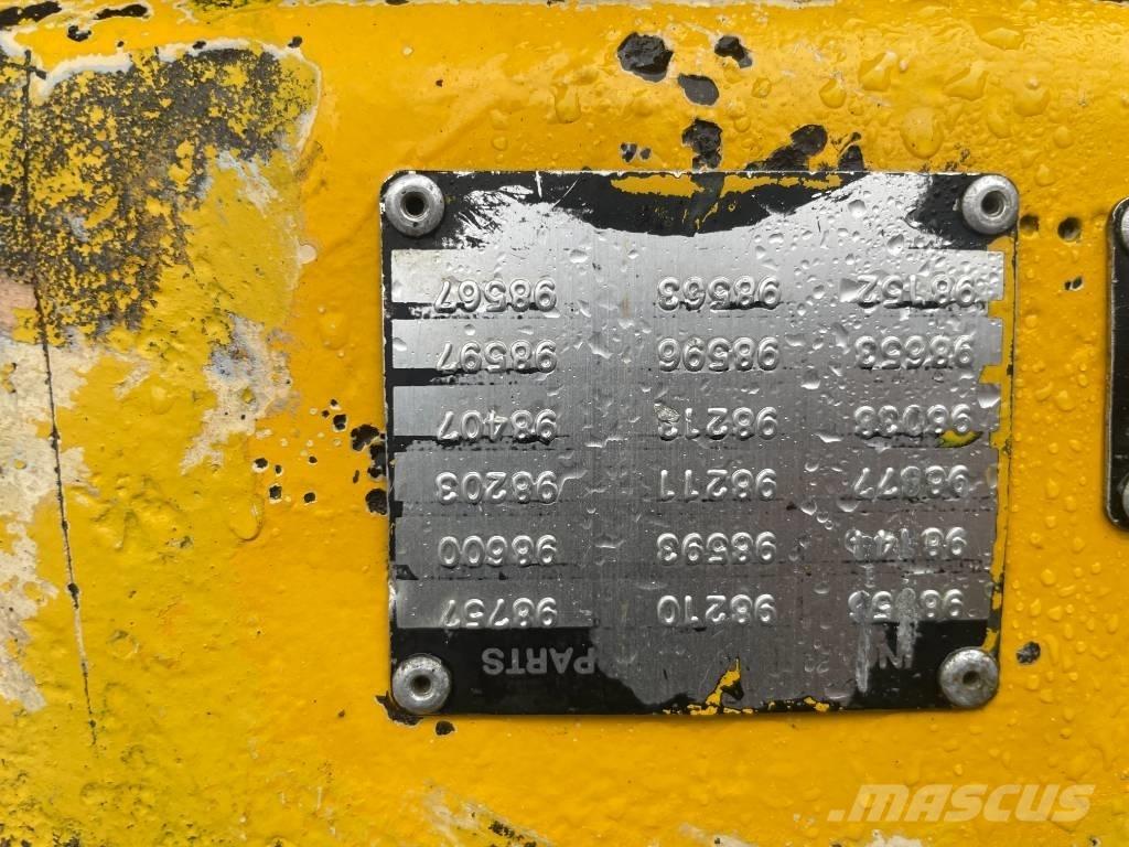 Volvo BM 4200 Kolesni nakladalci