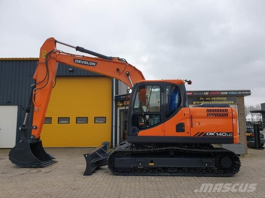 Develon DX140LC Bagri goseničarji