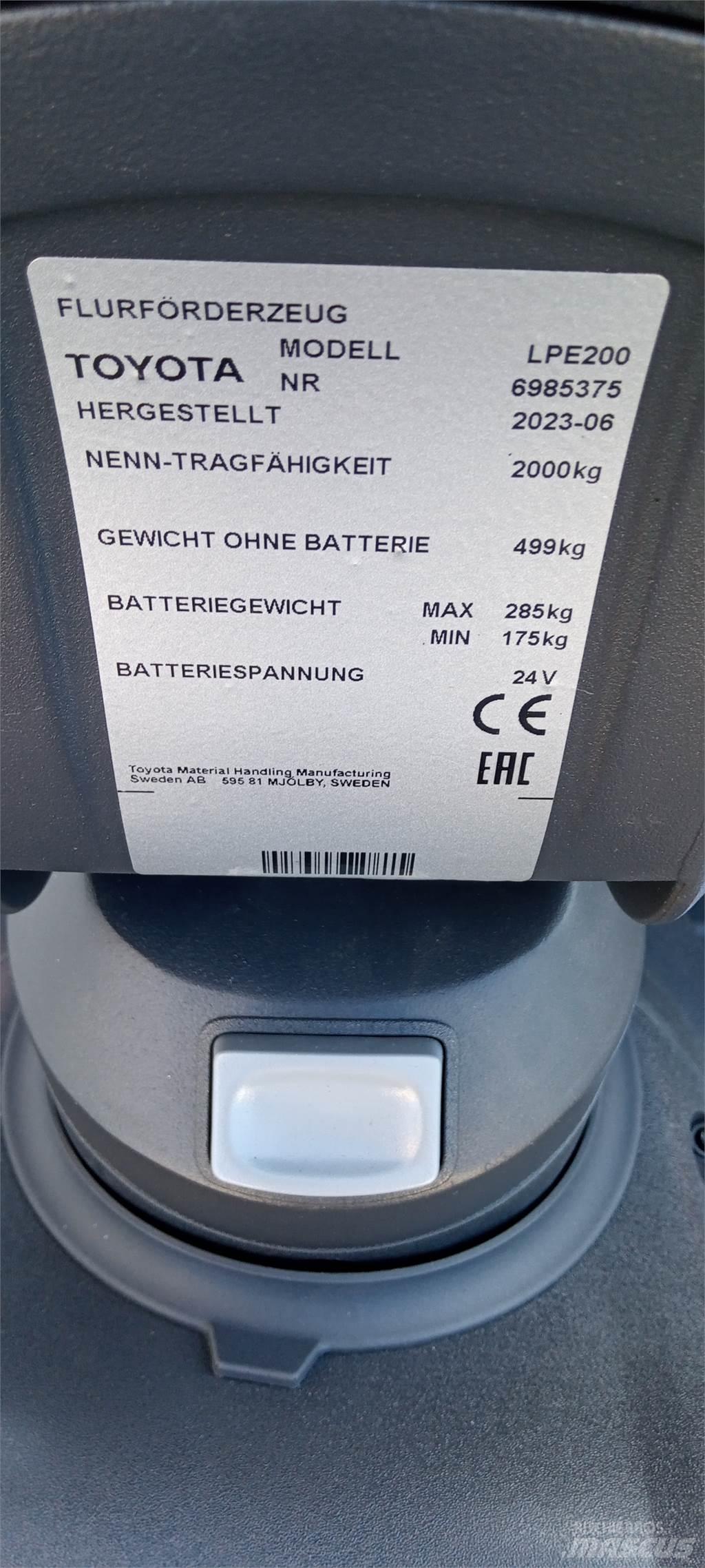 Toyota LPE200 Električni nizko dvižni viličar