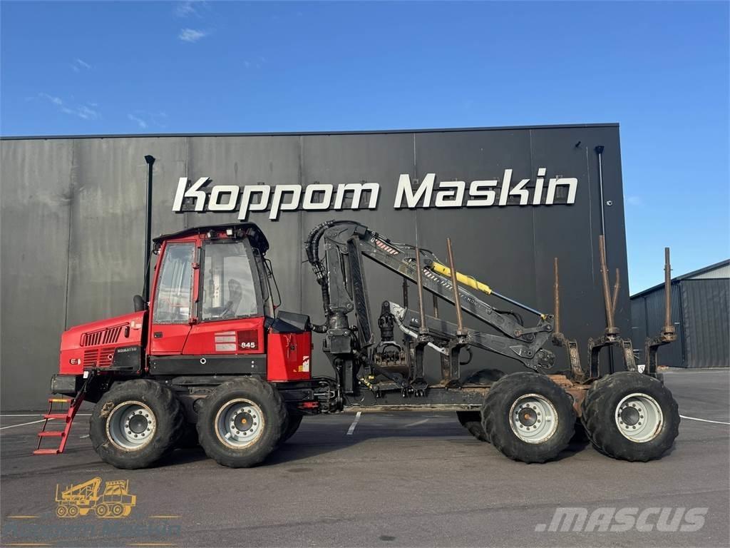 Komatsu 845 Forwarderji