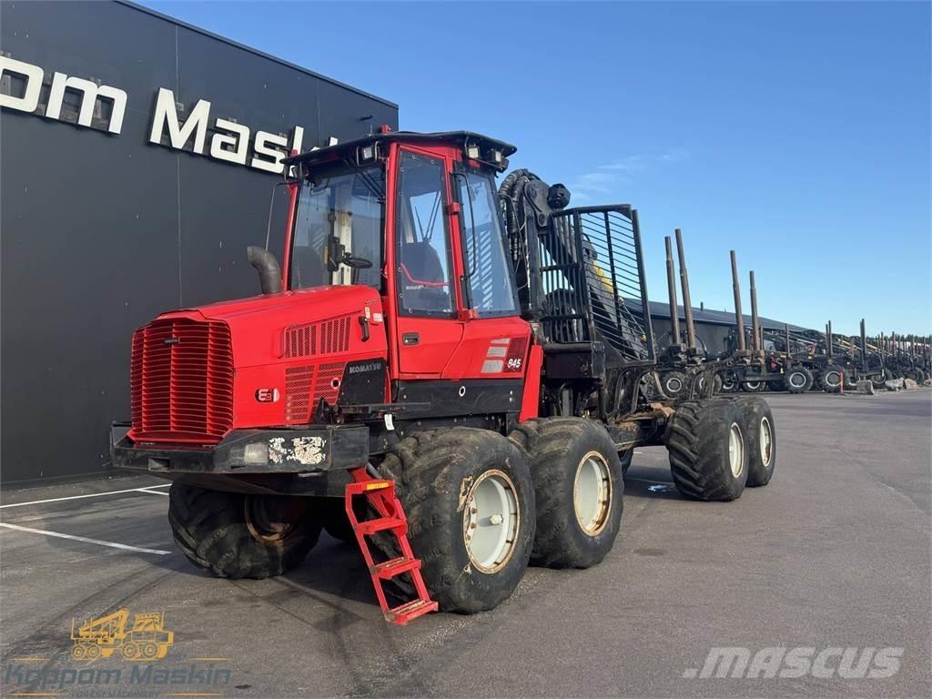 Komatsu 845 Forwarderji