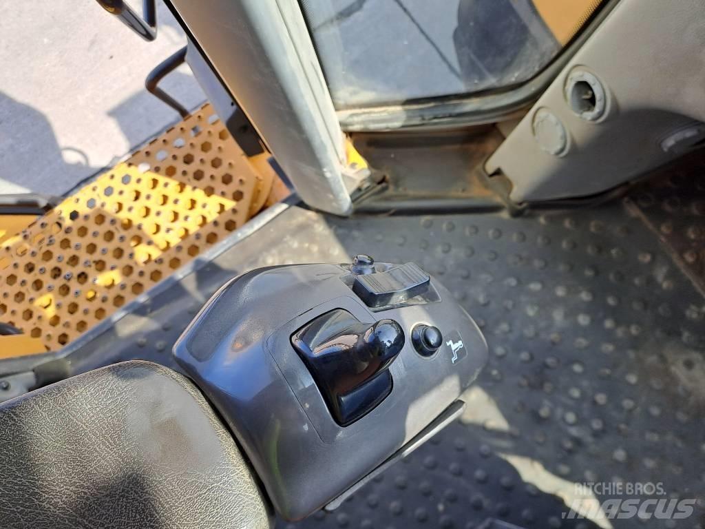 Volvo L 180 H Kolesni nakladalci