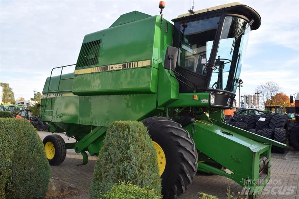 John Deere 1065 Kombajni
