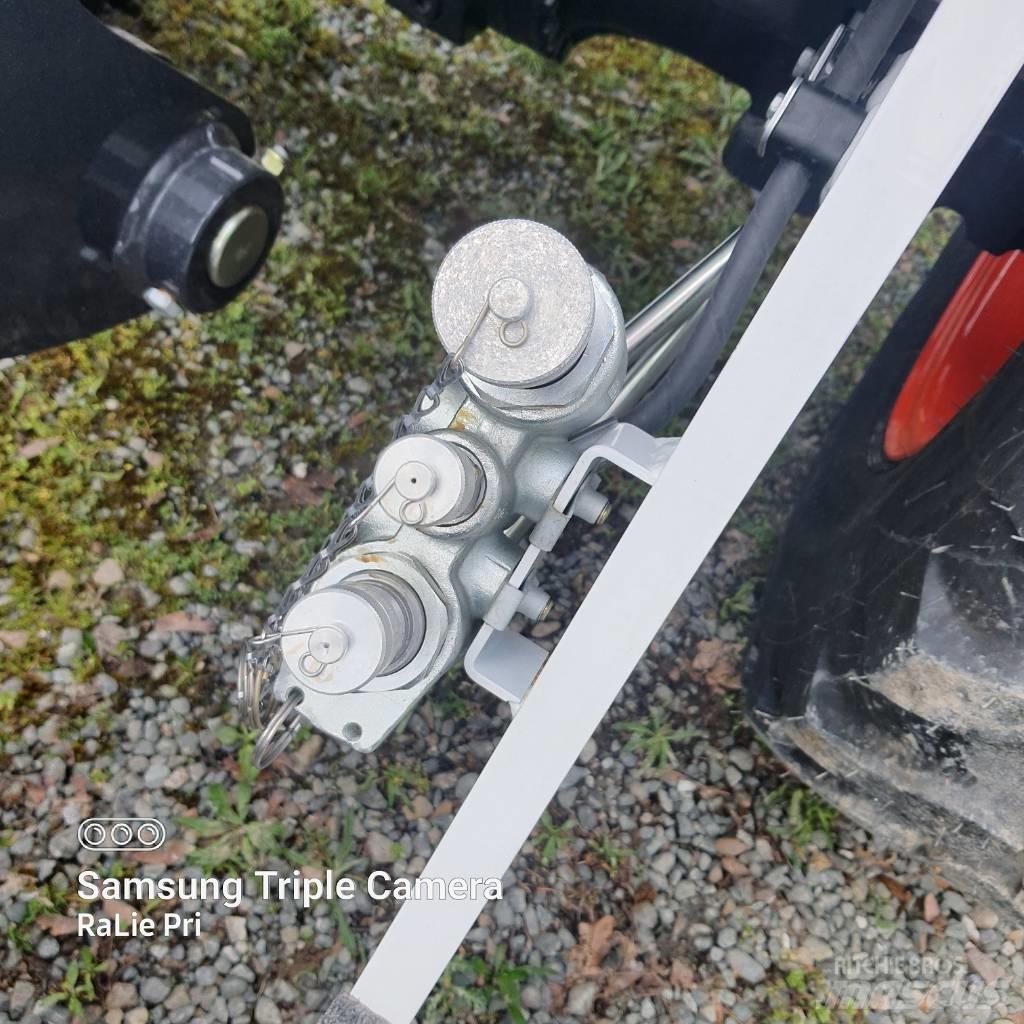 Bobcat Radlader Kolesni nakladalci