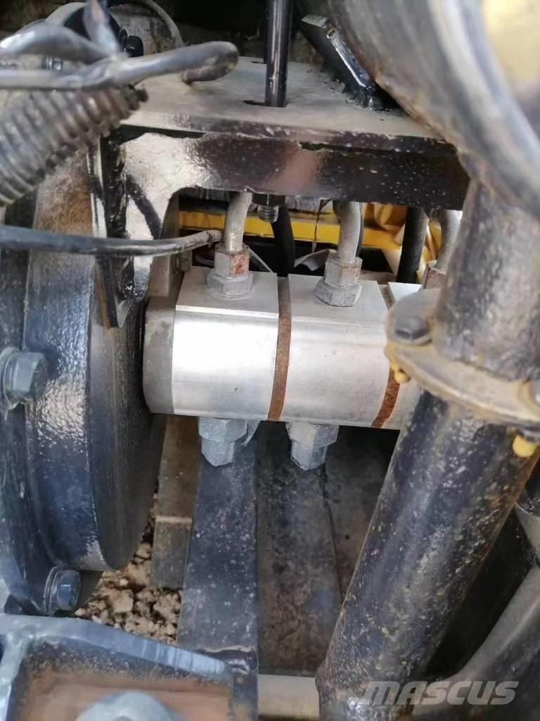 Komatsu PC18 Mini bagri <7t