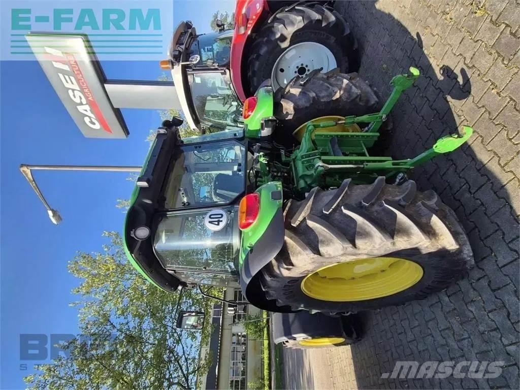 John Deere 5070 m Traktorji