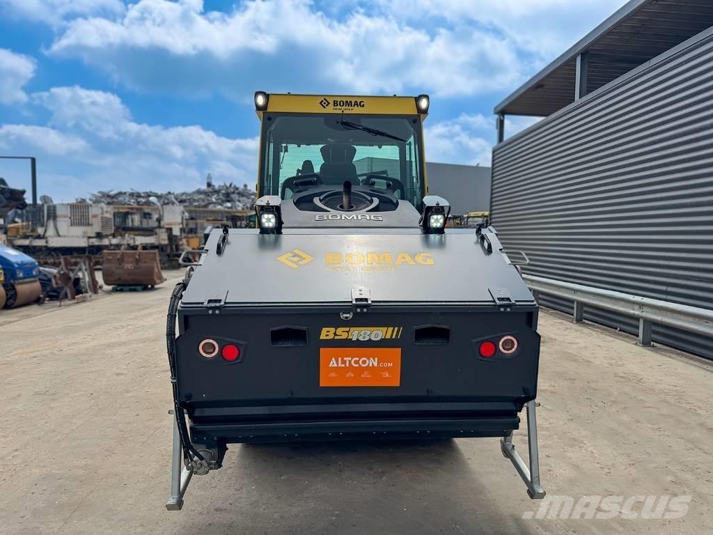 Bomag BW 174 AP-4V Dvojni valjarji