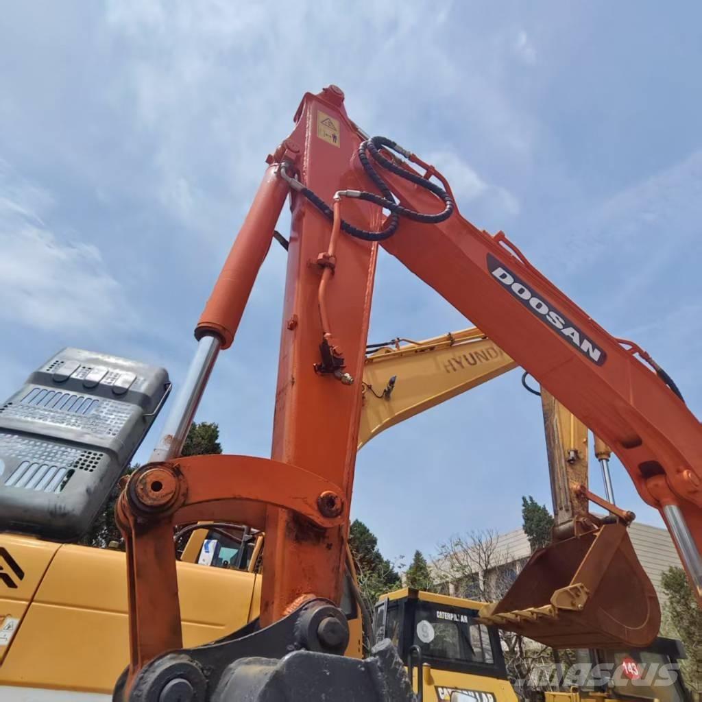 Doosan DH 60-7 Mini bagri <7t