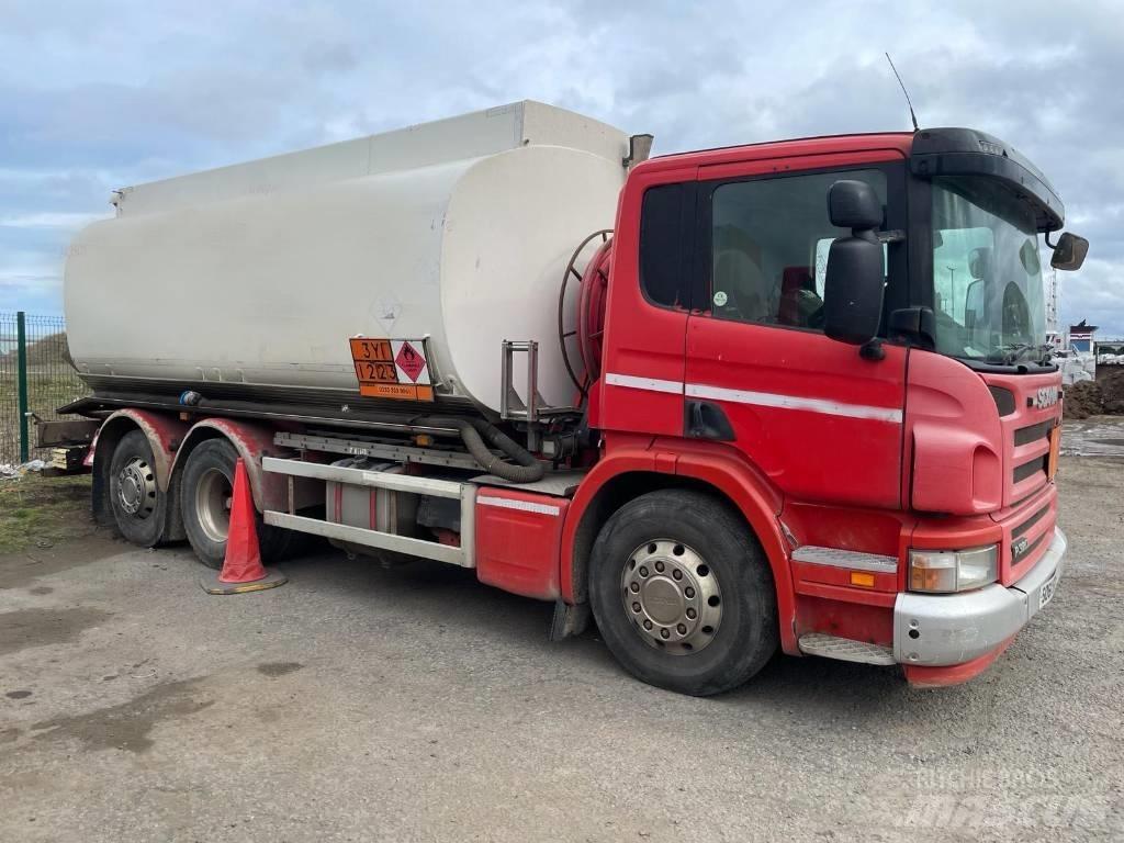 Scania P 320 Tovornjaki cisterne