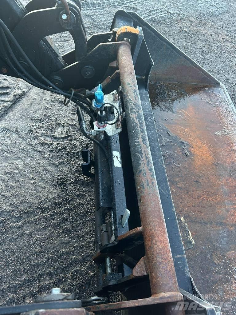 Valtra N 111 Traktorji