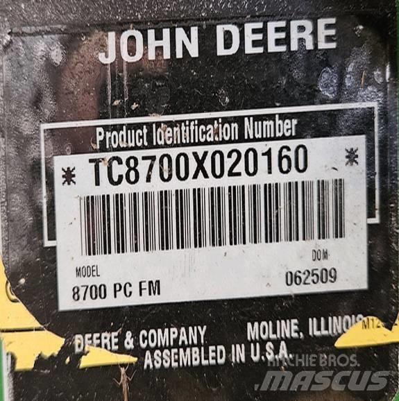 John Deere 8700 Kosilnice za zunanji prostor