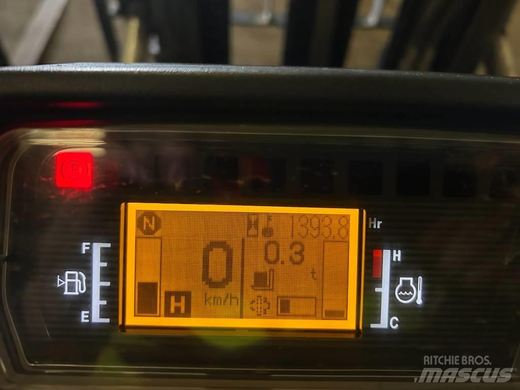 CAT DP 30 N Dizelski viličarji