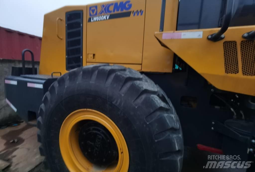 XCMG LW 600 KV Kolesni nakladalci