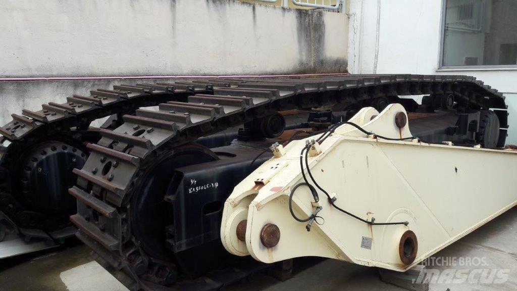 Hitachi ZX 450-3 Podvozje in vzmetenje