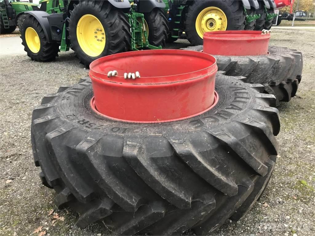 Alliance 710/75R42 Gume, kolesa in platišča