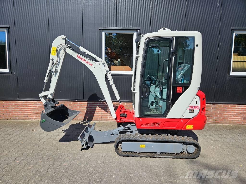Takeuchi TB320 Demo Mini bagri <7t