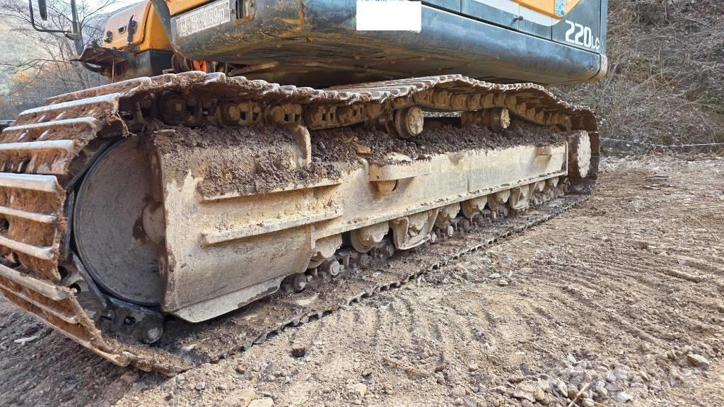 Hyundai Robex 220 LC Bagri goseničarji