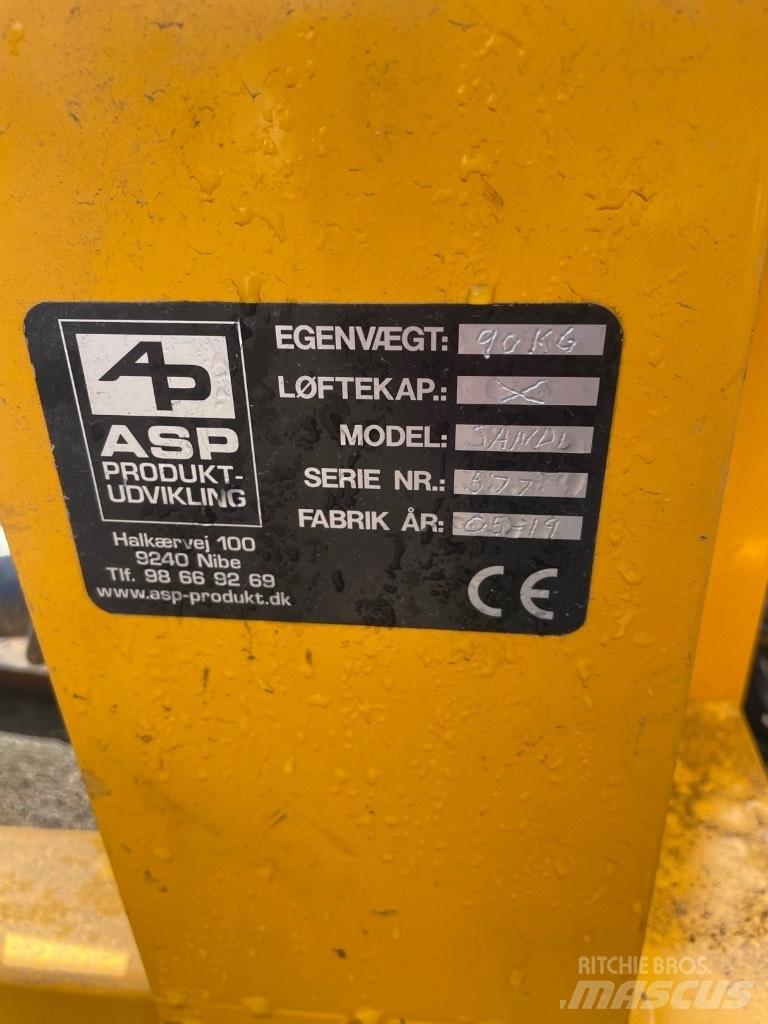  Andet Afretter Drugi deli