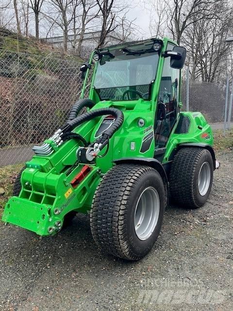 Avant 860 i Skid steer mini nakladalci